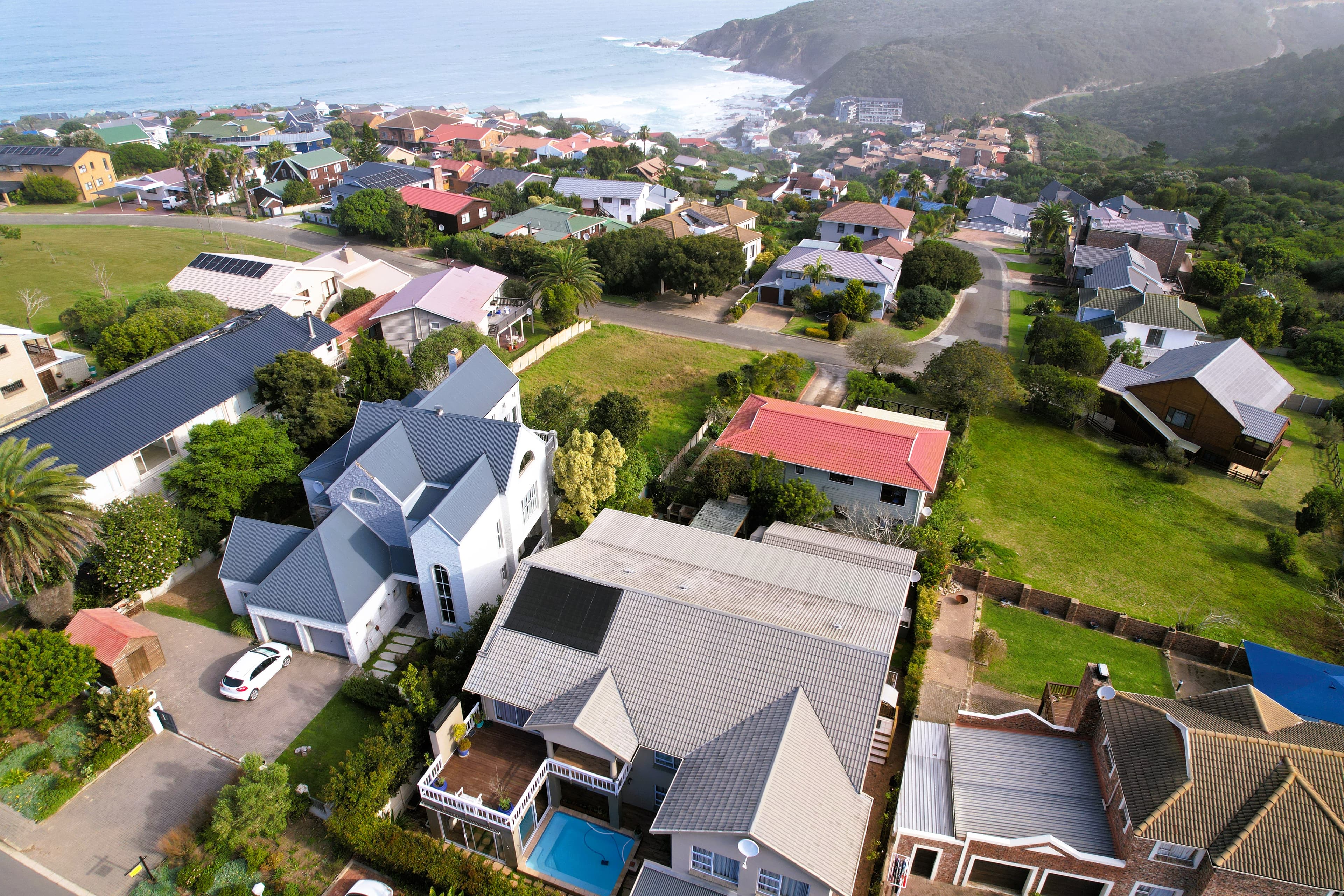 Cover image for blog post titled: Welcome to Vibe Guesthouse in Herolds Bay